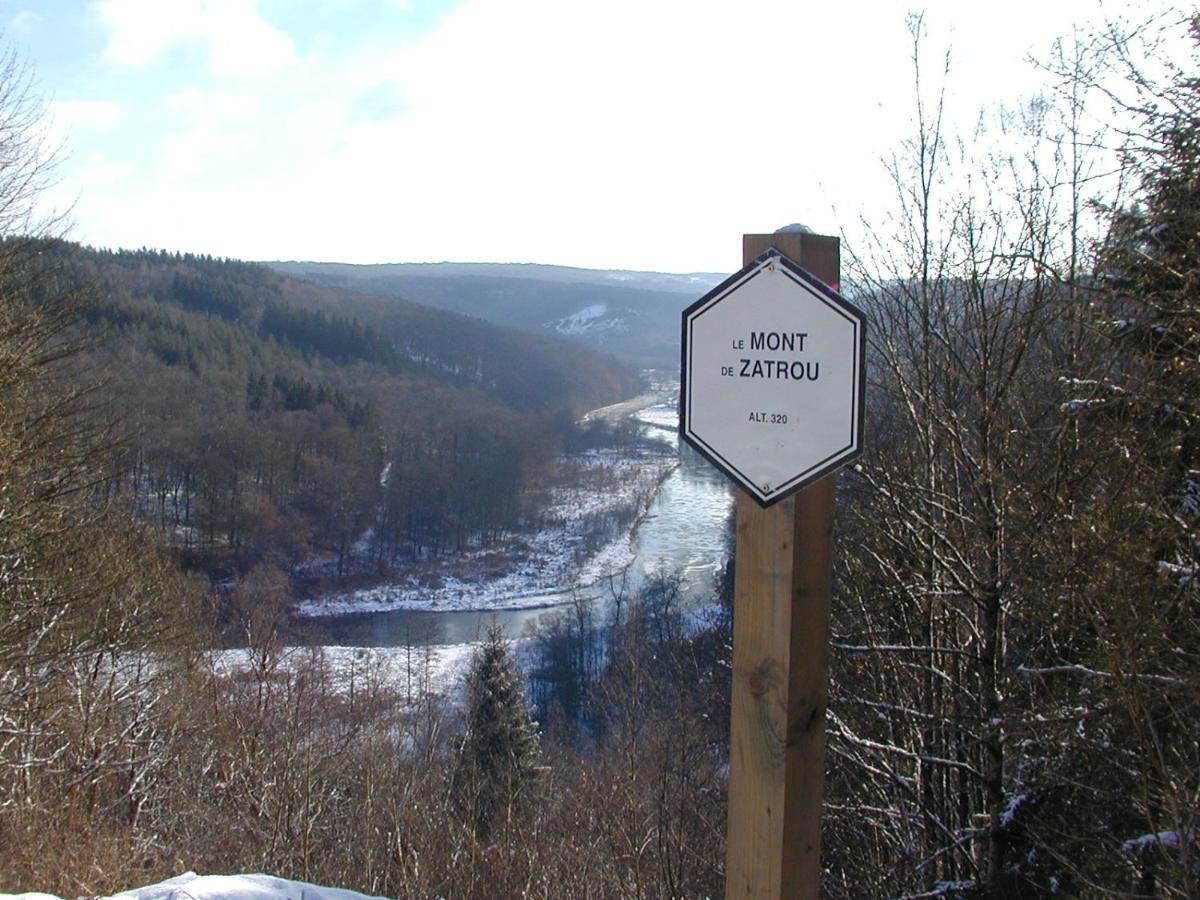 Gite Dix-Huit Les Hayons Exteriör bild